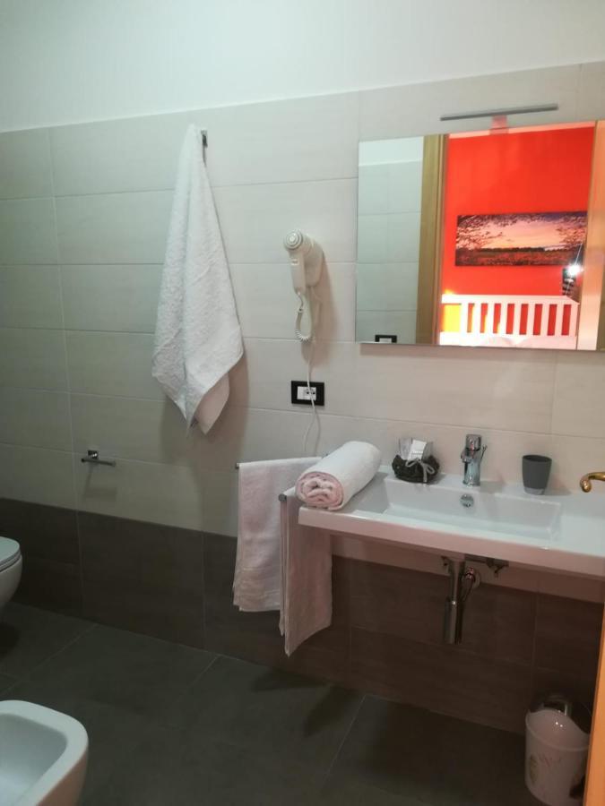 B&B Borgo Lando Barcellona-Pozzo di Gotto Kültér fotó